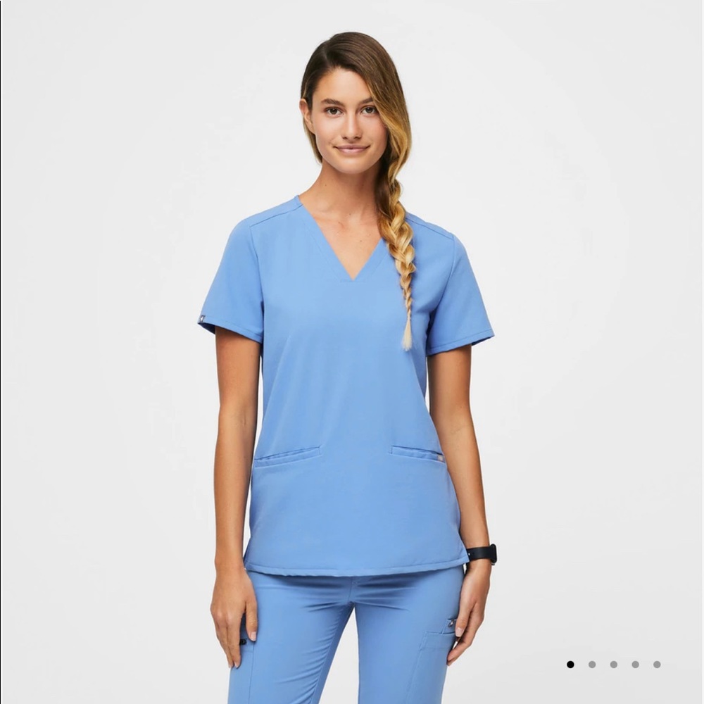 Figs Scrub Top